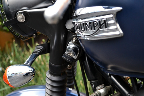 Imagen 5 de 15 de Llamativa Triumph Scrambler 900 Lista Para Rodar Poco Uso