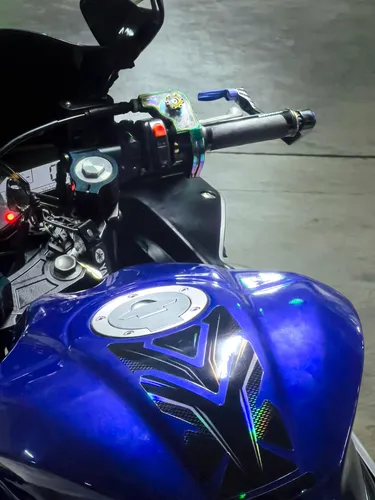 Yamaha R3