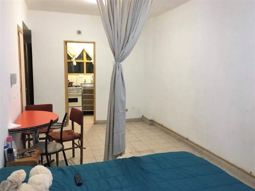 Imagen 6 de 11 de Departamento Con Balcon A La Calle. Centro Mar Del Plata