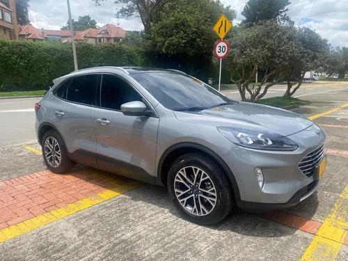 Ford Escape 2.0 Titanium