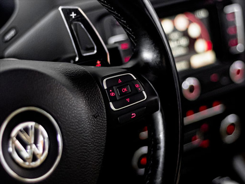 Volkswagen Jetta 2.0 TSI HIGHLINE 200CV GASOLINA 4P TIPTRONIC