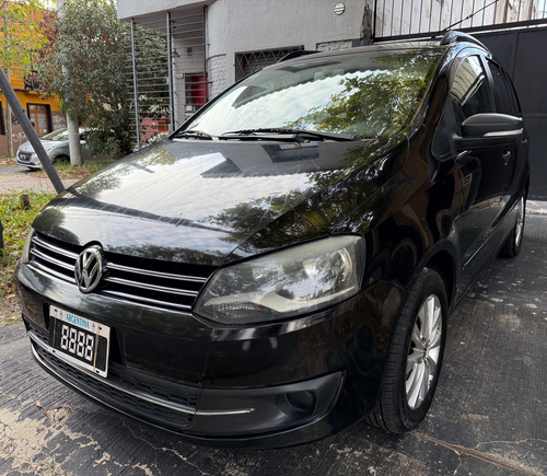 Volkswagen Suran 1.6 Trendline 11b