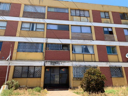 Departamento En Venta De 2 Dorm. En San Antonio