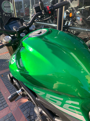 Benelli 752s Duomo Motos