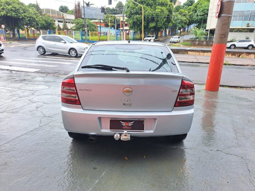 Chevrolet Astra Astra 2.0 MPFI ADVANTAGE 8V FLEX 4P MANUAL