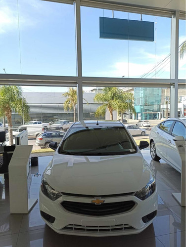 Imagen 22 de 22 de Chevrolet Onix Joy Plus 1.4 2022