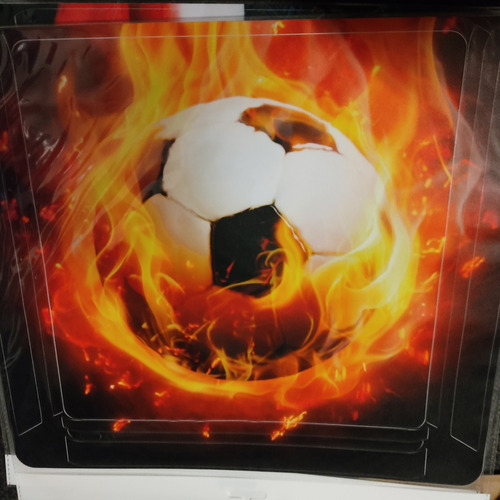 Imagen 1 de 1 de Skin Para Ps4 Slim Y Dos Palancas Balon En Llamas