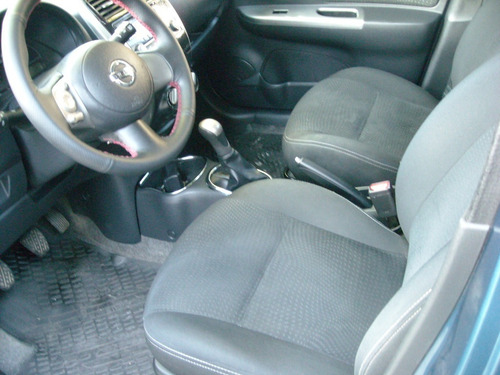 Nissan March Advance 2015
