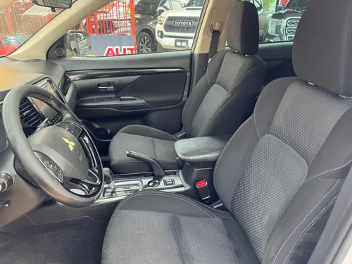 Mitsubishi Outlander 2.4 Es Cvt