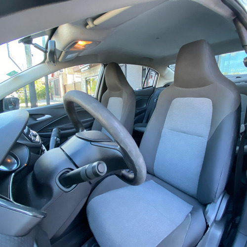 Chevrolet Onix plus 1.2