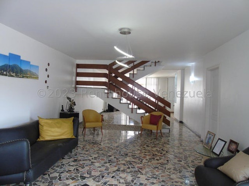 Venta De Espectacular Casa En Macaracuay. Cl. Mls-24-10461