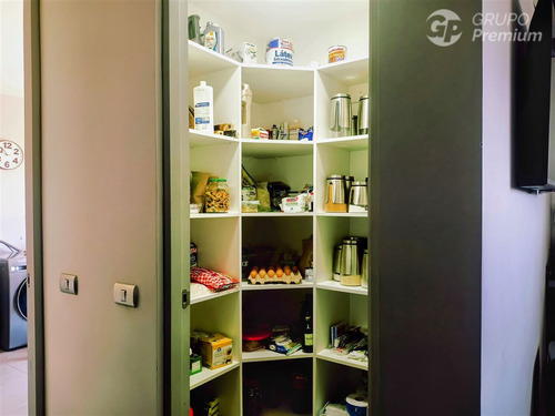 Moderna Casa De 2 Pisos En Calera De Tango. ¡amoblada!