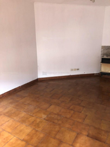Casa En Venta Ubicado En Lanús Este, Lanús