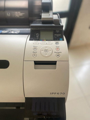 Plotter 24 Pulgadas Marca Canon, Mod. Ipf670 Series Con Base