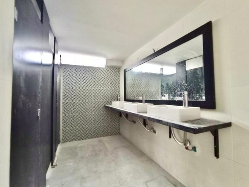 Local En Venta En Ituzaingo Norte