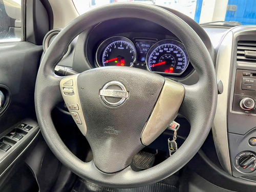 Nissan Versa 1.6 16V FLEXSTART SV 4P XTRONIC