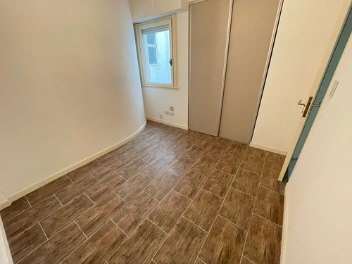 3 Ambientes Próximo A Plaza Las Heras. Reciclado. Interno. Apto Crédito.