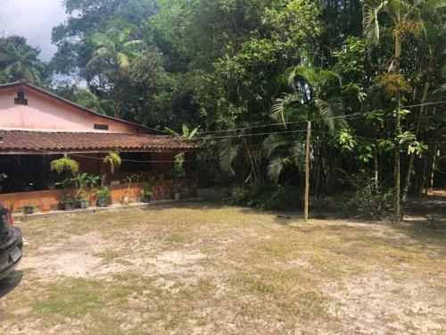 Chácara No Litoral Com 3 Dormitórios Em Itanhaém/sp Ch013-pc