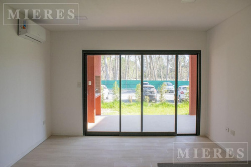 Imagen 13 de 22 de Departamento De Dos Ambientes En Venta En Altos De La Cañada