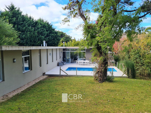 Casa Moderna De 4 Amb A 200 Metros Del Mar - Pileta Climatizada Con Deck