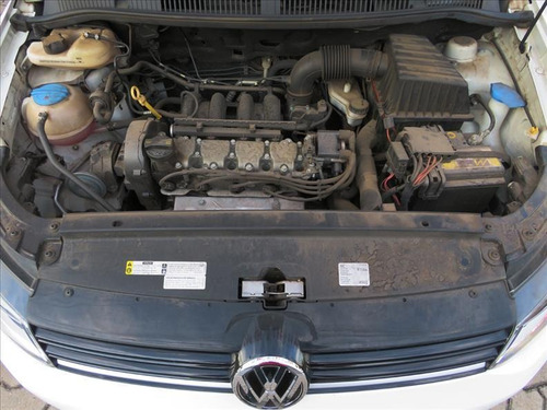 Volkswagen Fox Comfortline Msi 1.6 Flex 2016 Completo