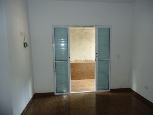 Imagem 6 de 15 de Casa Para Locação Anual - Ipiranga, Guararema - 1m², 1 Vaga - 53
