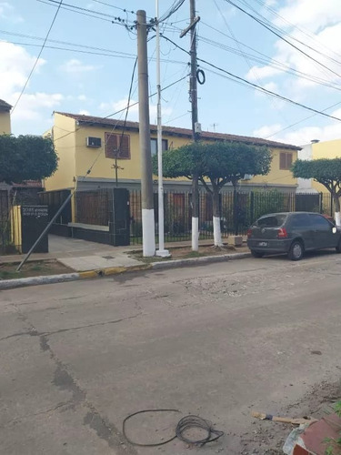 Venta Duplex En Complejo Cerrado En Villa Luzuriaga