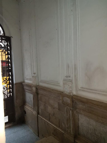 Edificio Comercial A Refaccionar En Microcentro En Venta -