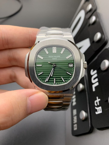Patek Philippe Nautilus Esfera Verde Oliva 40 Mm
