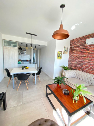 Venta Departamento 2 Ambientes Bernal Centro Con Cochera