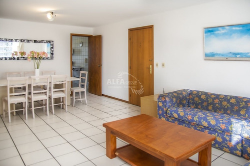 Imagen 5 de 18 de Apartamento De 3 Dormitorios Con Parrillero En Venta, Edif. Cap Breton. Playa Mansa.