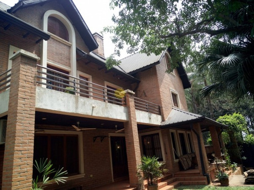 Distinguido Chalet Z/avdas. Urquiza Y 115. Posadas Misiones Venta