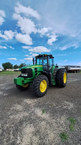 Tractor John Deere Modelo J6190 0 Km. 