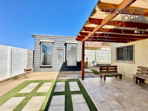 Casa En Arriendo De 3 Dorm. En Quilpué