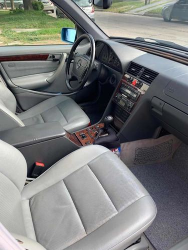 Imagen 17 de 20 de Mercedes-benz 220 204000