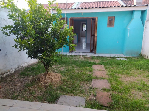 Casa Em Hípica Com 2 Dormitórios - Lu430809