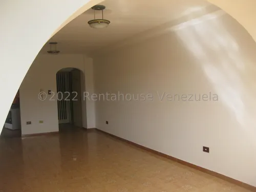Apartamento En Venta La Urbina