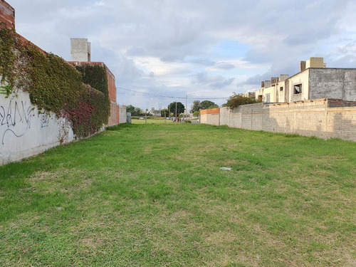 Venta De Terreno En Barrio Parque San Francisco