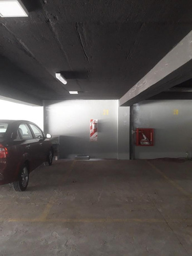 Imagen 2 de 4 de Cochera En Venta En Lanus Oeste