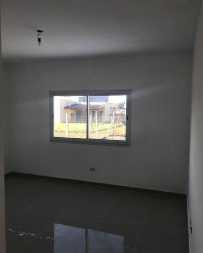 Imagen 7 de 16 de Se Vende Casa A Estrenar En Pilar Del Este, Barrio San Eduardo, Lote 300