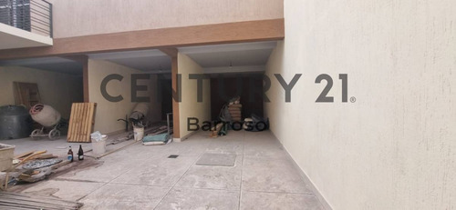 Imagen 2 de 8 de Venta De Hermosa Casa Tipo Duplex En Guaymallen A Estrenar
