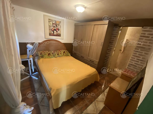 Venta Casa 5 Dormitorios. Playa Mansa, Punta Del Este