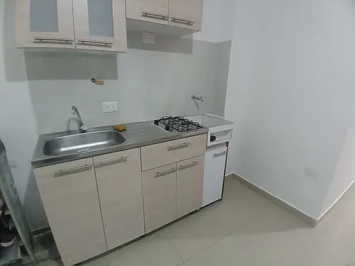 Apartaestudio En Arriendo Ubicado En Medellín Sector Laureles (27052).