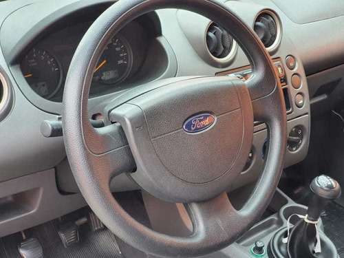 Ford Fiesta Sedan1.6flex