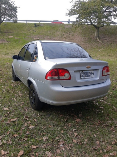 Imagen 5 de 14 de Chevrolet Classic 2016 1.4 Ls Abs Airbag