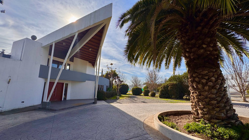Casa De Ensueño En Algarrobal Ii
