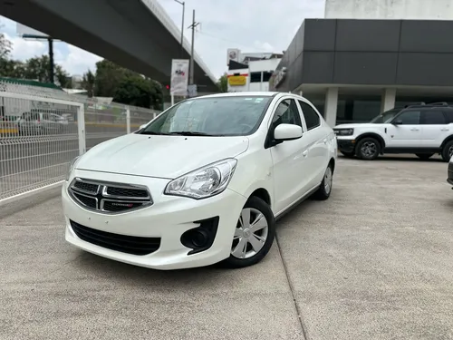 Dodge Attitude 1.2 Se At