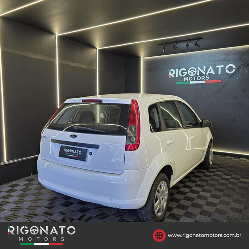 Ford Fiesta 1.6 MPI CLASS HATCH 8V FLEX 4P MANUAL