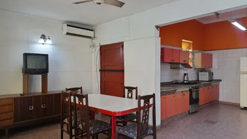 Venta De Casa 3 Dorm. Calle Presbitero Gorriti - foto 1