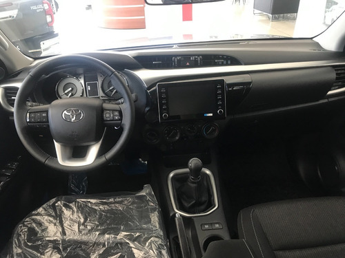 Toyota Hilux 2.8 Cd Sr 177cv 4x4